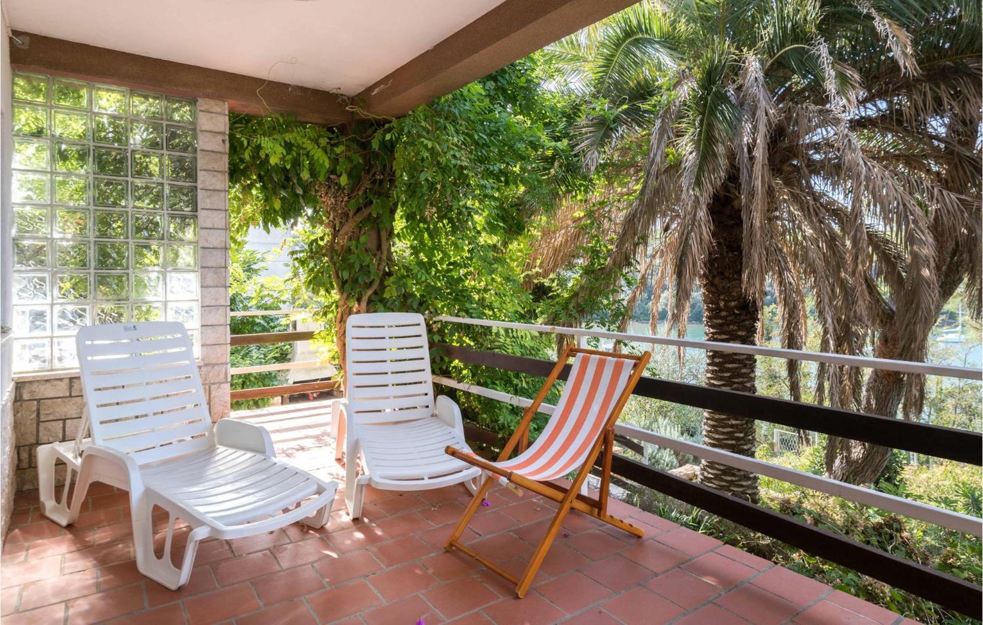 Amazing In With House Sea View Pula